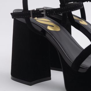 Sandalia Clássica Meia Pata Celle - PRETA