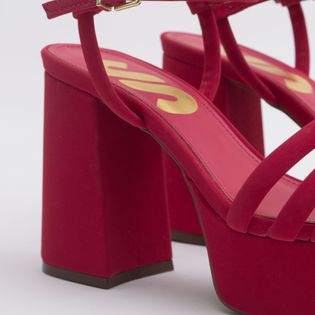 Sandalia Clássica Meia Pata Celle - CEREJA