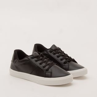Tenis basico com detalhe de cor - PRETA