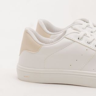Tenis basico com detalhe de cor - BRANCO/COTTON