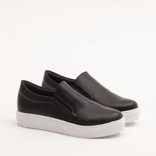 Tênis slip on básico - PRETA