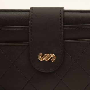 Carteira clutch com matelassê - PRETA