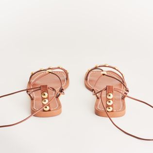 Rasteira de amarração com tachas - CAMEL