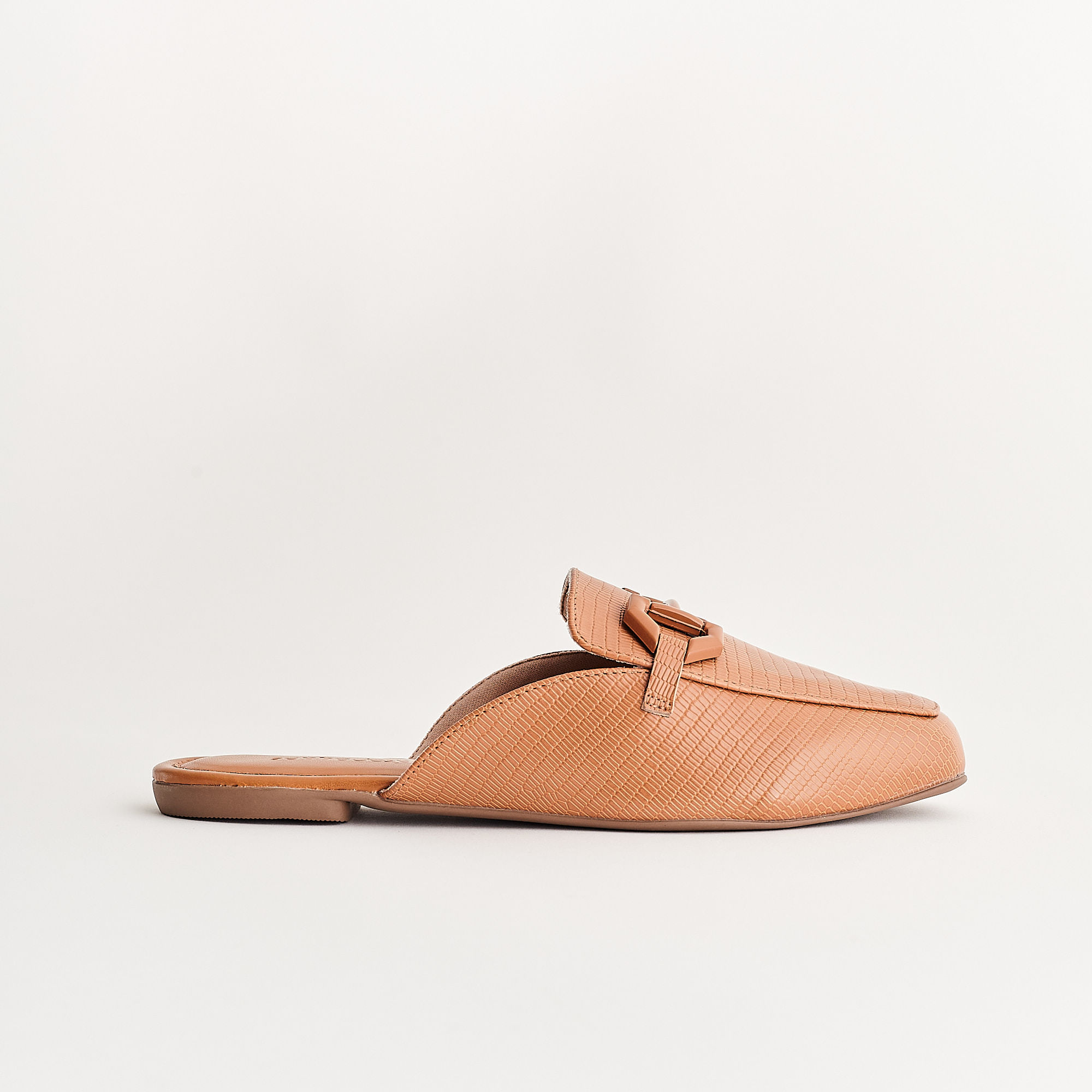 Mule texturizado com bridão Mule texturizado com bridão