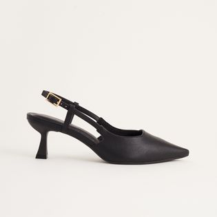 Scarpin Bico Fino Vazado - PRETA