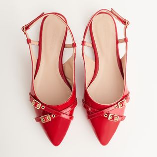 Sapatilha de Bico Fino com Fivelas em Verniz - VERMELHO
