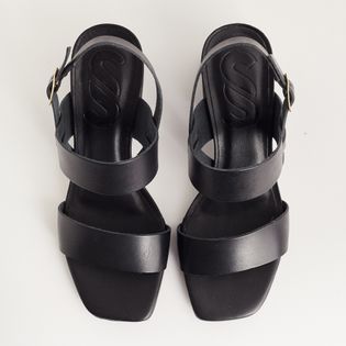 Sandália Média em Couro - PRETA