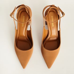 Scarpin de Bico Fino com Salto Bloco - CAMEL