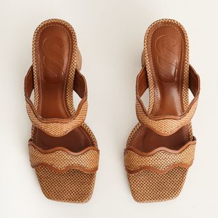 Tamanco com Tiras Onduladas - SELA