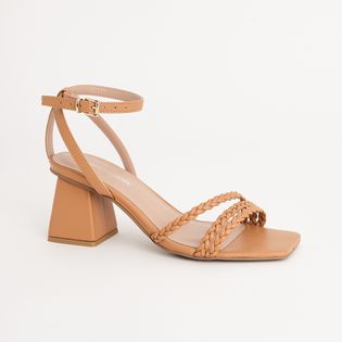 Sandália Bico Quadrado Trancinhas - CAMEL