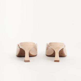 Mule Bico - FENDI