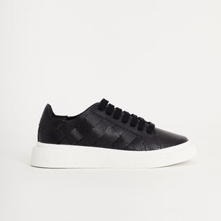 Tênis tressê em couro - PRETA