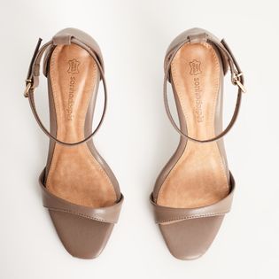 Sandália clássica em couro - DESERTO