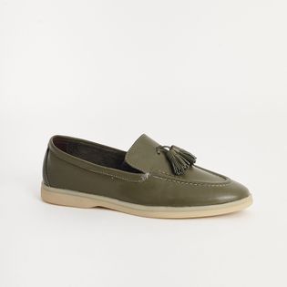 Mocassim em Couro com Barbicacho - VERDE MILITAR