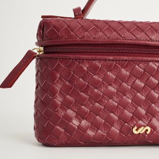 Bolsa quadrada tressê em couro - AMEIXA
