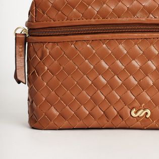 Bolsa quadrada tressê em couro - CAMEL