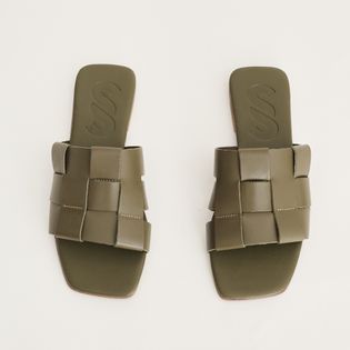 Rasteira tiras entrelaçadas - VERDE MILITAR