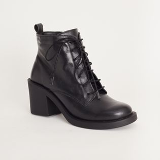 Bota Coturno Couro Cadarço - PRETA