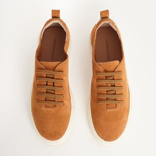 Tênis básico em camurça - CAMEL/COTTON