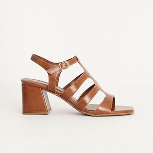 Sandália Tiras Vazadas - MARROM