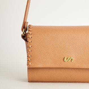 Bolsa Couro P Detalhe Tampa - CAPUCCINO